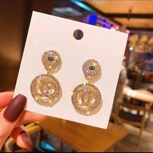 Earrings New (1 Pair)